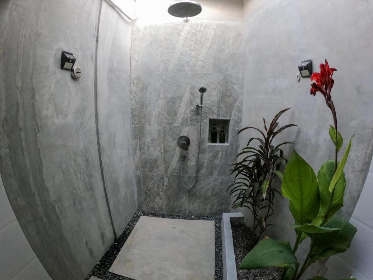 Tiger Shark Residence & Dive Fuvahmulah Exterior foto