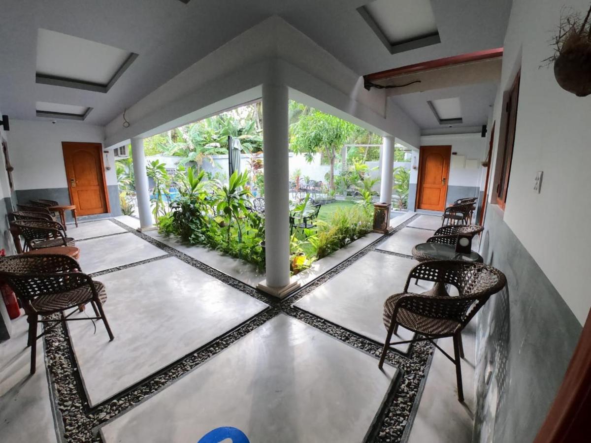Tiger Shark Residence & Dive Fuvahmulah Exterior foto