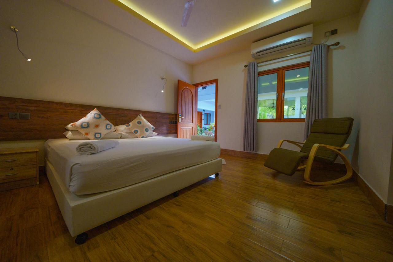 Tiger Shark Residence & Dive Fuvahmulah Exterior foto